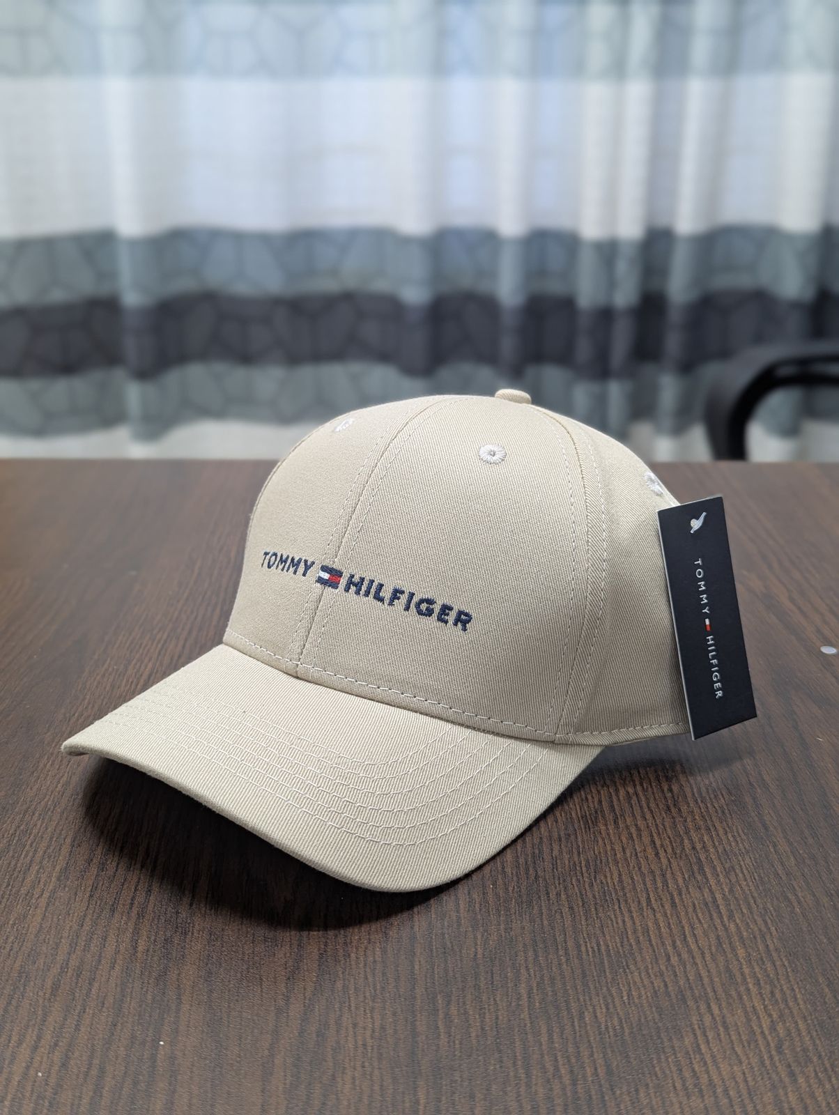 Cap Pale White Tommy Hilfiger